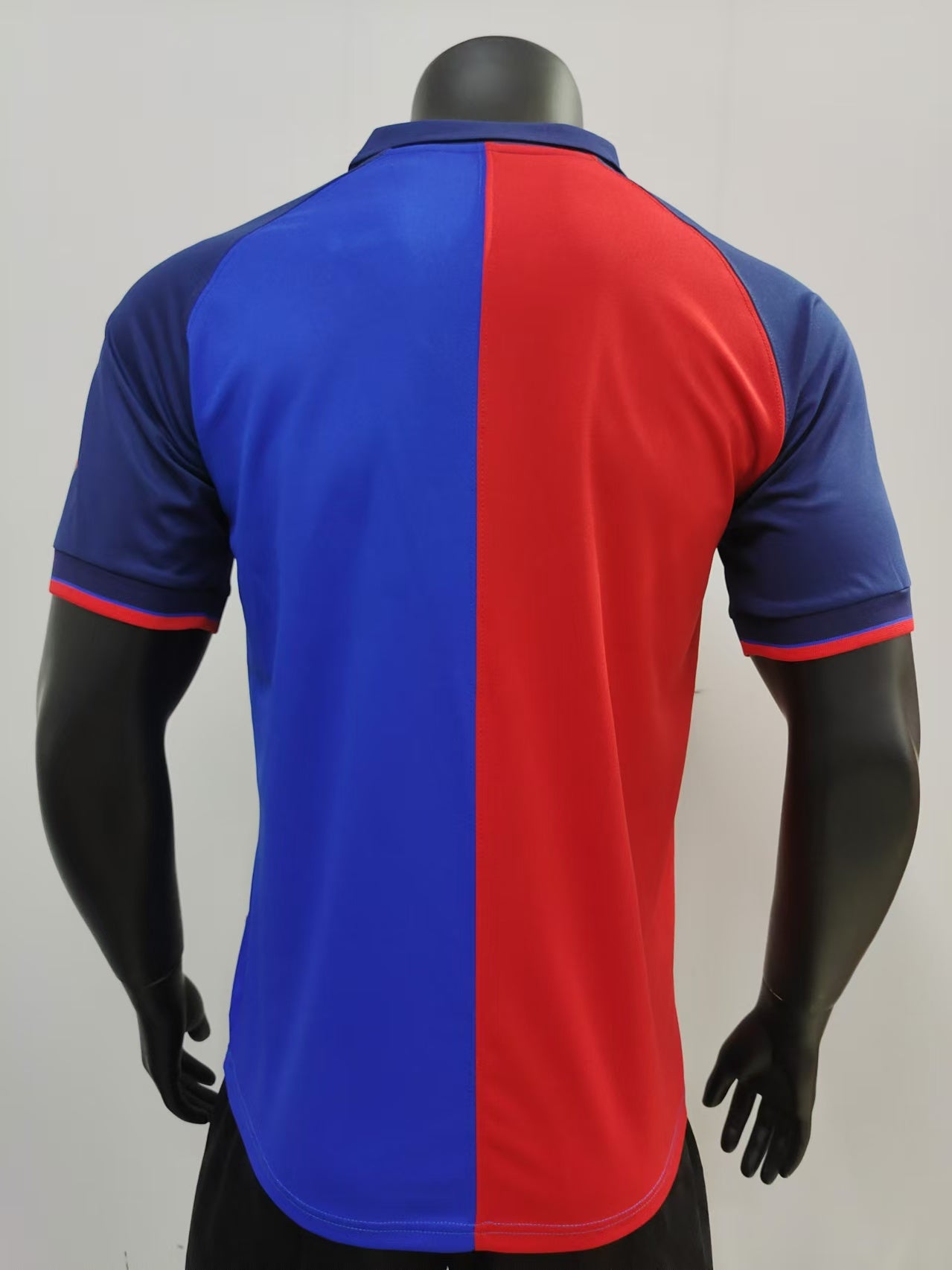 FC BARCELONE - 1899-1999