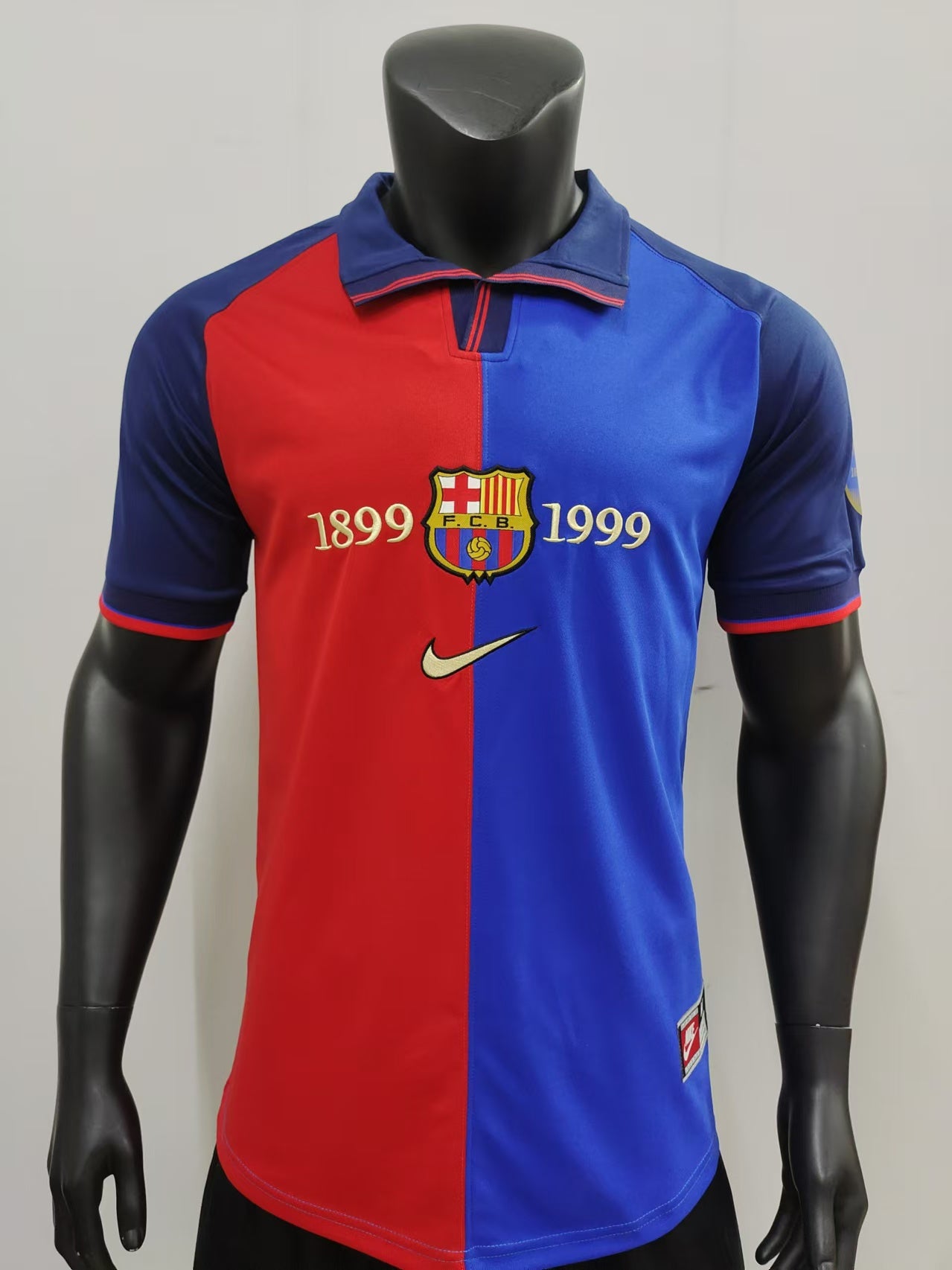 FC BARCELONE - 1899-1999